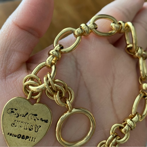 Gold Juicy Couture Bracelet Heart Logo Heart Tag Toggle Clasp Jewelry 7.5” EUC - Picture 5 of 10